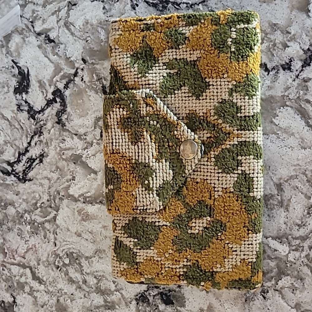 1970s Vintage Floral Chenille Wallet